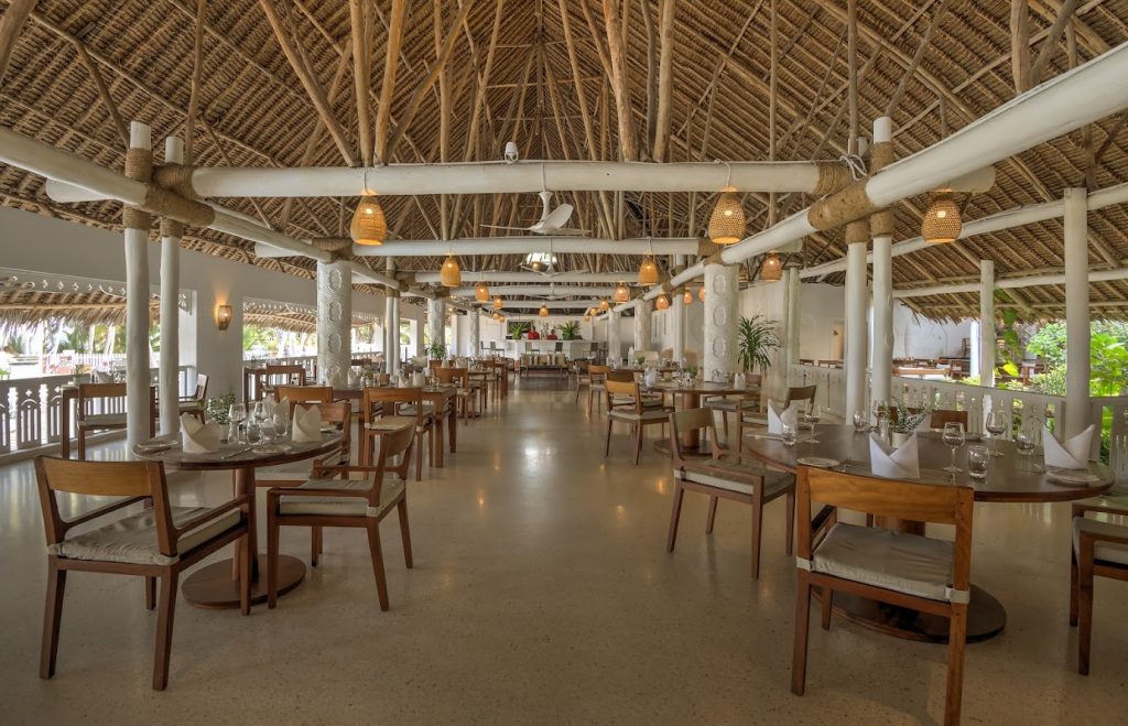 Diamonds Leisure Beach and Golf Resort - Diani, Kenya