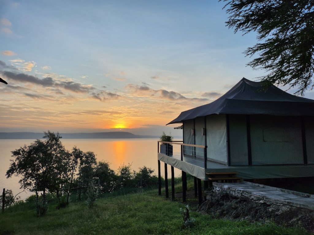 The Cliff – Nakuru, Kenya
