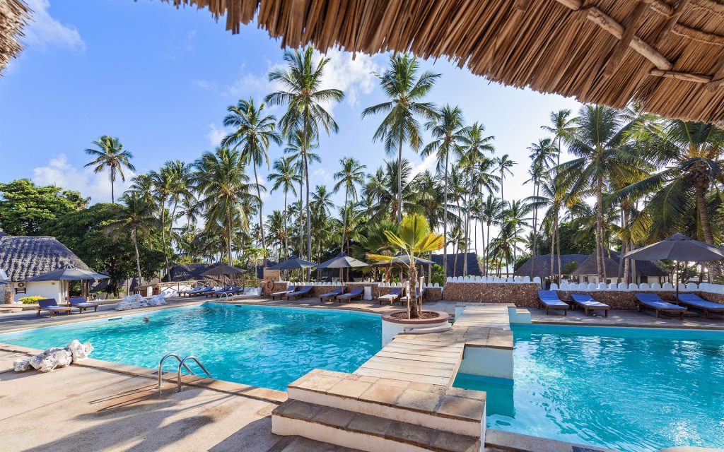 Diamonds Mapenzi, Zanzibar